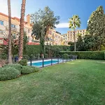Intercontinental Superbe appartement avec piscine