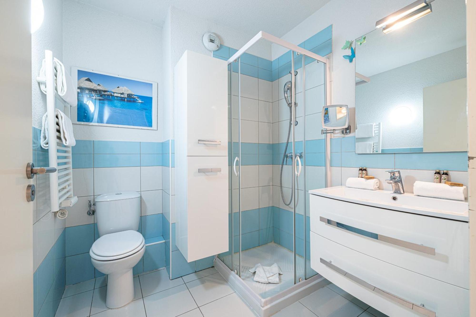 Intercontinental Superbe Avec Piscine Bed & Breakfast *
